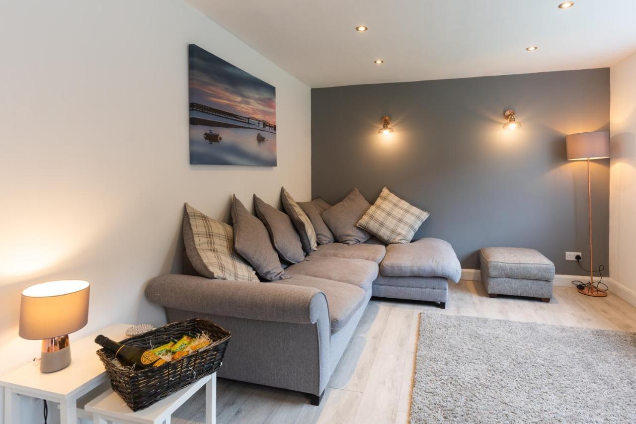 No40Barmouth-Modern,Spacious&Hot Tub Екстер'єр фото