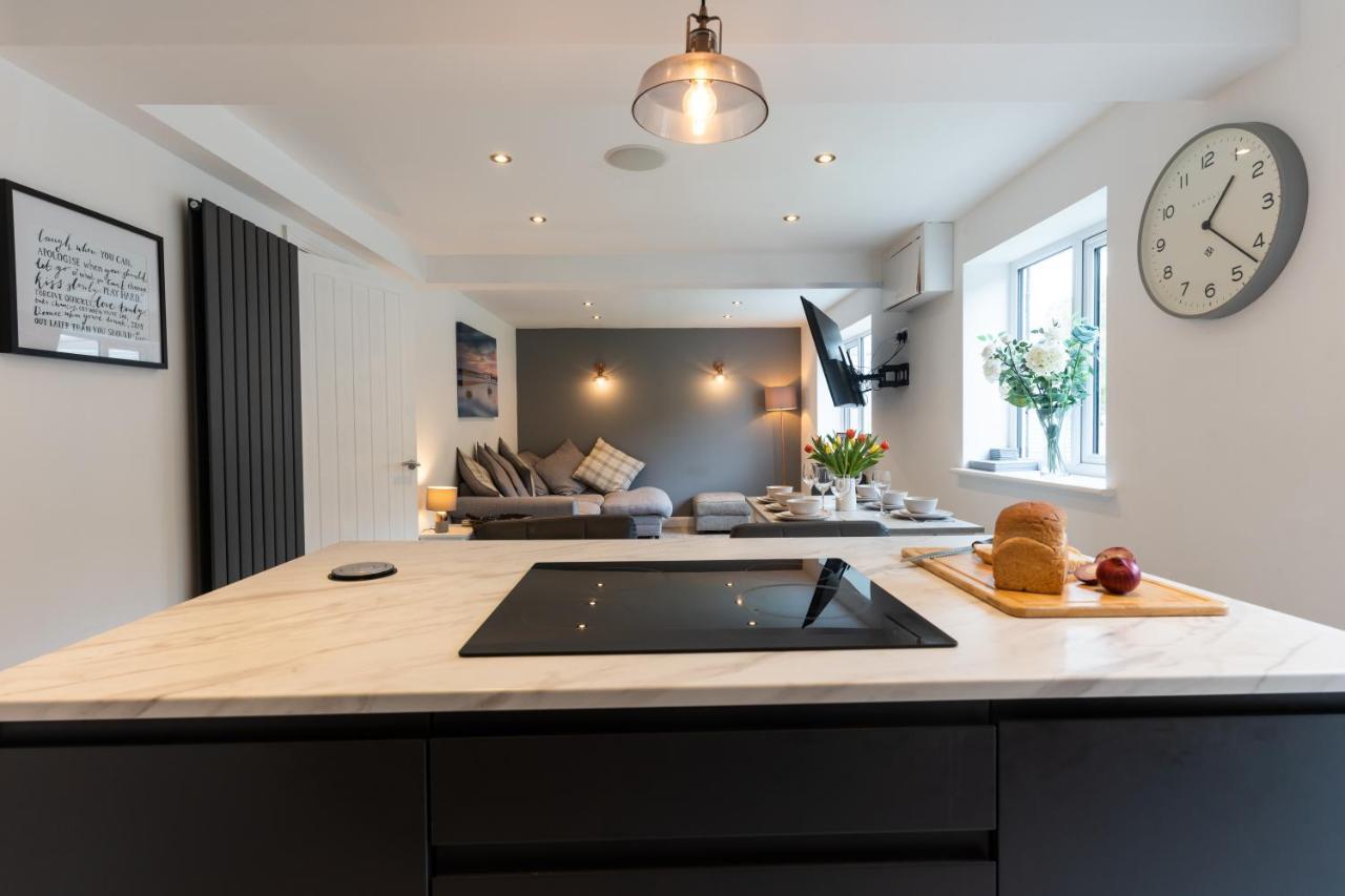 No40Barmouth-Modern,Spacious&Hot Tub Екстер'єр фото
