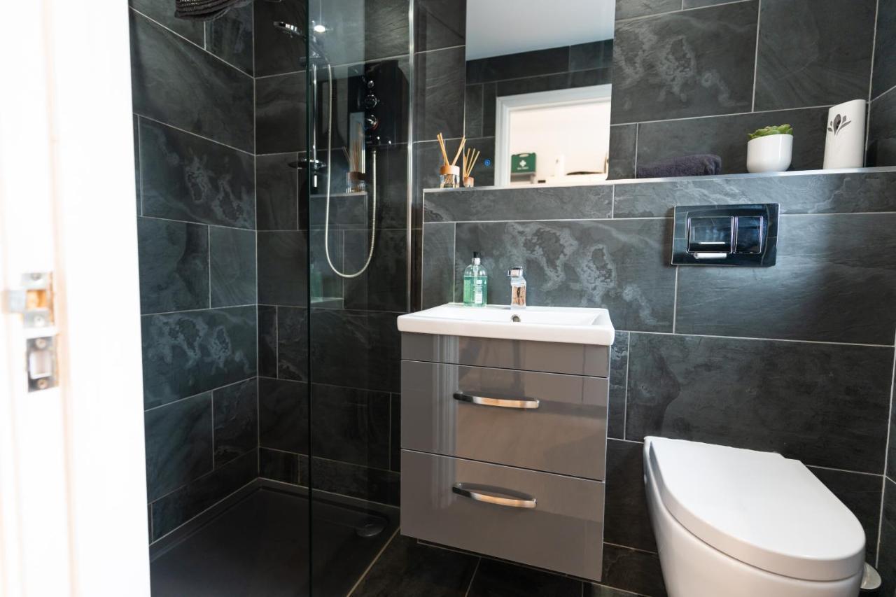 No40Barmouth-Modern,Spacious&Hot Tub Екстер'єр фото